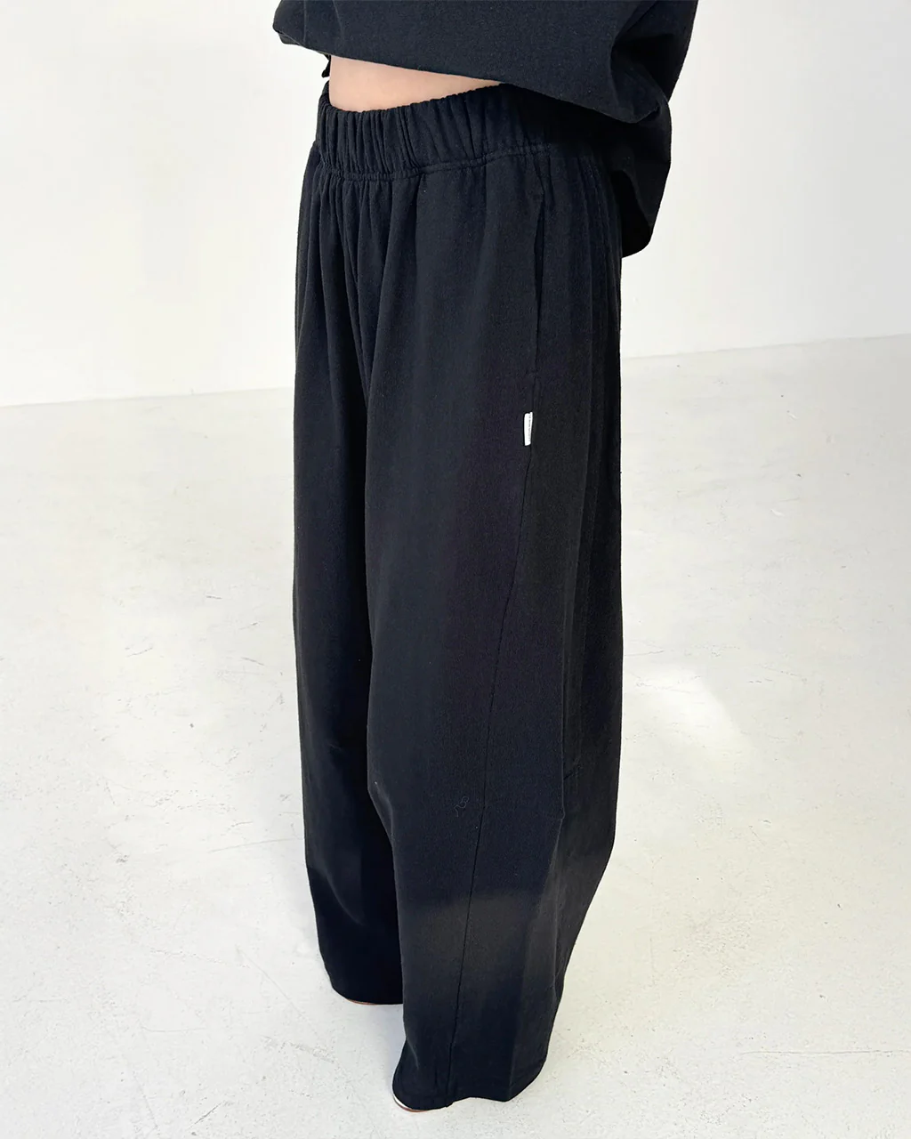 Bare Pants - Black - Image 2