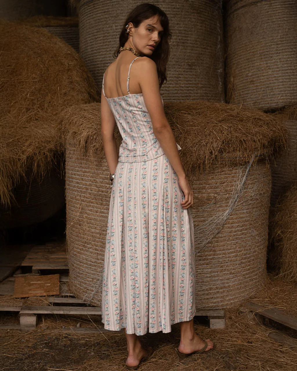 Mia Wallpaper Midi Skirt - Image 2