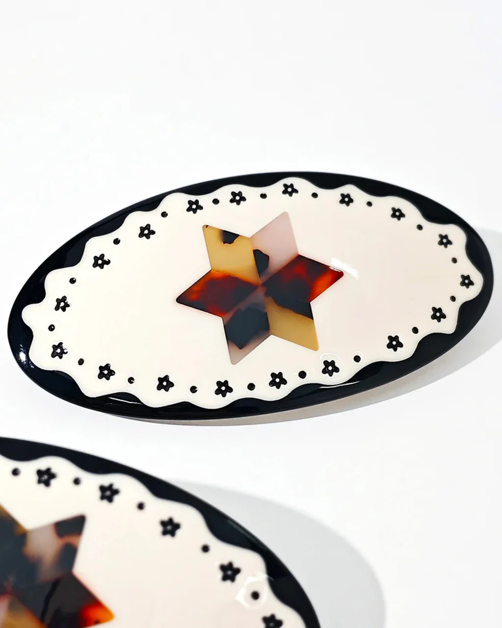 Tortoise Star Ponytail Barrette - Image 5
